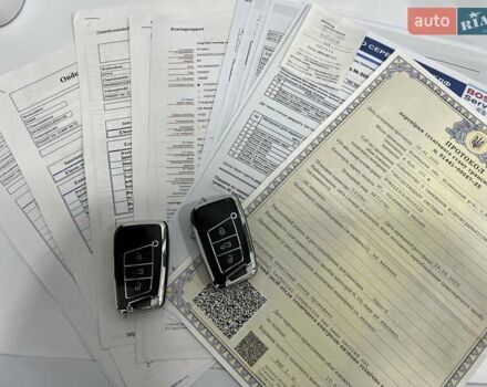 Черный Фольксваген Пассат, объемом двигателя 1.6 л и пробегом 247 тыс. км за 15500 $, фото 99 на Automoto.ua