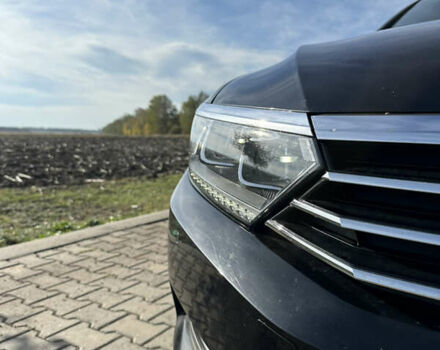 Черный Фольксваген Пассат, объемом двигателя 1.6 л и пробегом 222 тыс. км за 14200 $, фото 7 на Automoto.ua