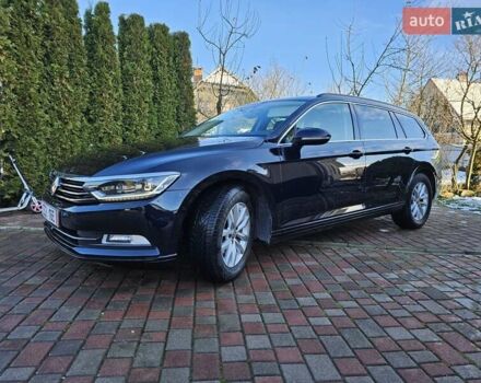 Чорний Фольксваген Пассат, об'ємом двигуна 2 л та пробігом 330 тис. км за 14800 $, фото 2 на Automoto.ua