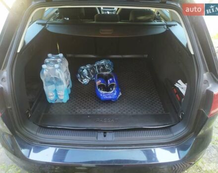 Черный Фольксваген Пассат, объемом двигателя 1.97 л и пробегом 220 тыс. км за 15500 $, фото 2 на Automoto.ua