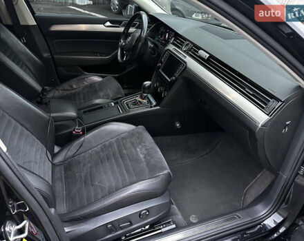 Черный Фольксваген Пассат, объемом двигателя 2 л и пробегом 300 тыс. км за 20500 $, фото 9 на Automoto.ua