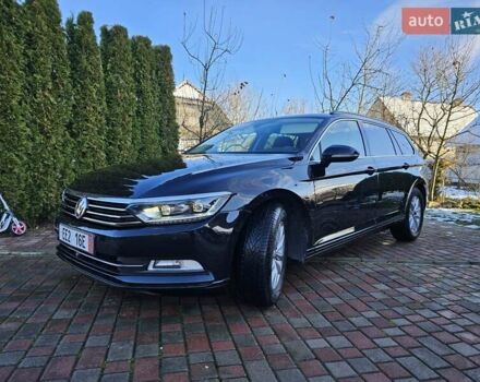 Чорний Фольксваген Пассат, об'ємом двигуна 2 л та пробігом 330 тис. км за 14800 $, фото 1 на Automoto.ua
