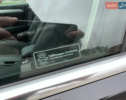 Черный Фольксваген Пассат, объемом двигателя 1.6 л и пробегом 247 тыс. км за 15500 $, фото 51 на Automoto.ua