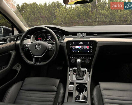 Черный Фольксваген Пассат, объемом двигателя 1.97 л и пробегом 220 тыс. км за 19444 $, фото 15 на Automoto.ua