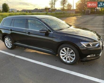 Черный Фольксваген Пассат, объемом двигателя 1.6 л и пробегом 246 тыс. км за 12900 $, фото 12 на Automoto.ua