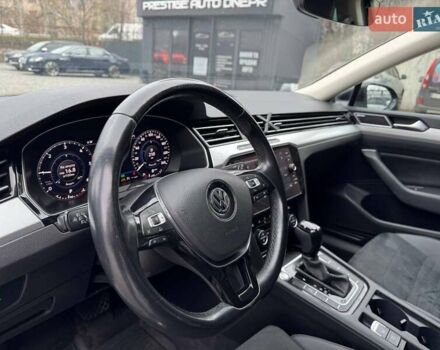 Чорний Фольксваген Пассат, об'ємом двигуна 2 л та пробігом 190 тис. км за 17900 $, фото 8 на Automoto.ua