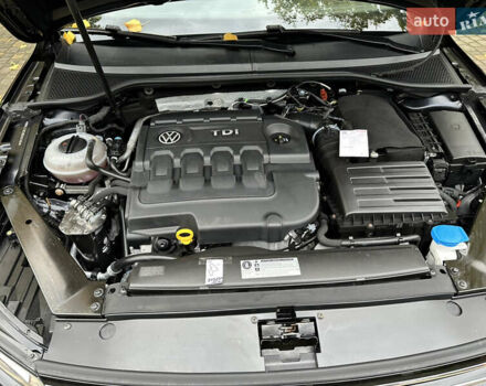 Черный Фольксваген Пассат, объемом двигателя 1.97 л и пробегом 216 тыс. км за 15999 $, фото 27 на Automoto.ua