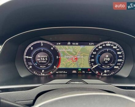 Чорний Фольксваген Пассат, об'ємом двигуна 2 л та пробігом 190 тис. км за 17900 $, фото 16 на Automoto.ua