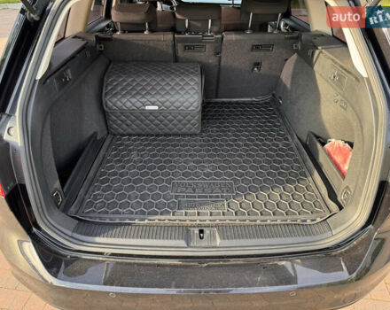 Чорний Фольксваген Пассат, об'ємом двигуна 1.97 л та пробігом 308 тис. км за 13999 $, фото 12 на Automoto.ua