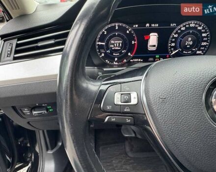 Чорний Фольксваген Пассат, об'ємом двигуна 2 л та пробігом 190 тис. км за 17900 $, фото 13 на Automoto.ua