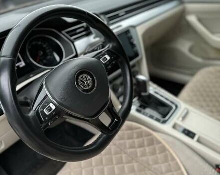 Черный Фольксваген Пассат, объемом двигателя 2 л и пробегом 208 тыс. км за 16200 $, фото 5 на Automoto.ua