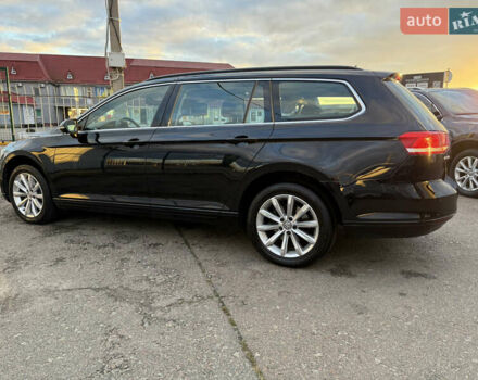 Фольксваген Пассат 2017 в Киеве на Automoto.ua Черный Фольксваген Пассат, объемом двигателя 1.6 л и пробегом 332 тыс. км за 13990 $, фото 2 на Automoto.ua