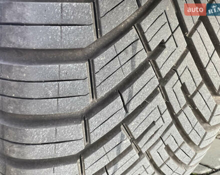 Черный Фольксваген Пассат, объемом двигателя 1.97 л и пробегом 249 тыс. км за 17400 $, фото 20 на Automoto.ua