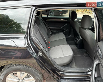 Черный Фольксваген Пассат, объемом двигателя 2 л и пробегом 170 тыс. км за 17500 $, фото 37 на Automoto.ua