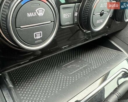 Черный Фольксваген Пассат, объемом двигателя 1.6 л и пробегом 247 тыс. км за 15500 $, фото 47 на Automoto.ua