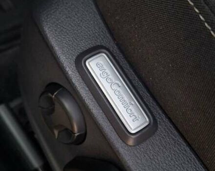 Черный Фольксваген Пассат, объемом двигателя 2 л и пробегом 306 тыс. км за 15200 $, фото 13 на Automoto.ua