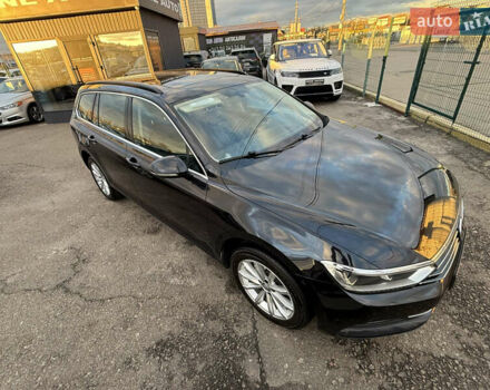 Фольксваген Пассат 2017 в Киеве на Automoto.ua Черный Фольксваген Пассат, объемом двигателя 1.6 л и пробегом 332 тыс. км за 13990 $, фото 9 на Automoto.ua