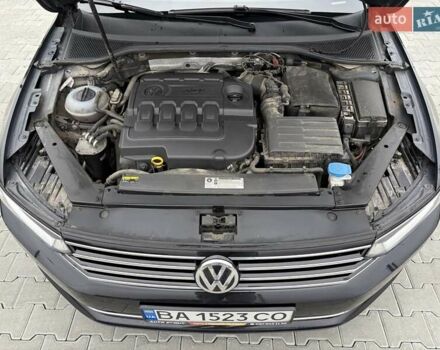 Чорний Фольксваген Пассат, об'ємом двигуна 1.97 л та пробігом 220 тис. км за 16000 $, фото 19 на Automoto.ua