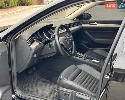 Черный Фольксваген Пассат, объемом двигателя 1.97 л и пробегом 220 тыс. км за 19444 $, фото 29 на Automoto.ua