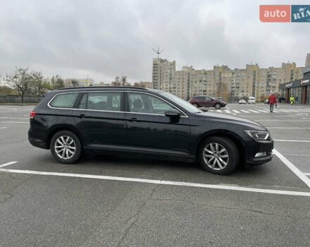 Черный Фольксваген Пассат, объемом двигателя 1.97 л и пробегом 318 тыс. км за 15500 $, фото 3 на Automoto.ua
