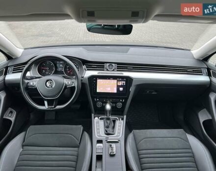 Черный Фольксваген Пассат, объемом двигателя 1.6 л и пробегом 247 тыс. км за 15500 $, фото 27 на Automoto.ua