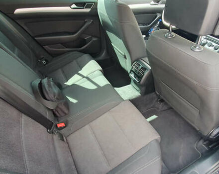 Чорний Фольксваген Пассат, об'ємом двигуна 1.97 л та пробігом 243 тис. км за 17500 $, фото 16 на Automoto.ua