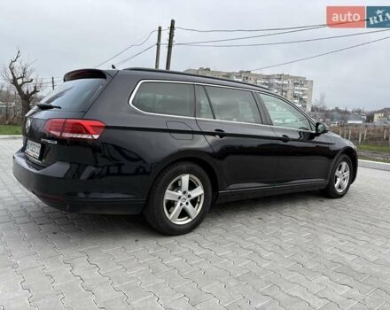 Чорний Фольксваген Пассат, об'ємом двигуна 1.97 л та пробігом 220 тис. км за 16000 $, фото 4 на Automoto.ua
