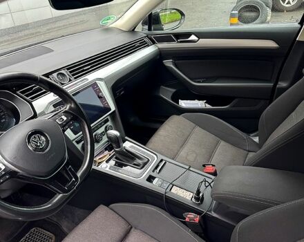 Черный Фольксваген Пассат, объемом двигателя 2 л и пробегом 380 тыс. км за 12500 $, фото 10 на Automoto.ua