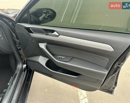 Чорний Фольксваген Пассат, об'ємом двигуна 1.97 л та пробігом 330 тис. км за 13300 $, фото 28 на Automoto.ua