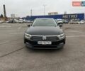 Черный Фольксваген Пассат, объемом двигателя 1.6 л и пробегом 247 тыс. км за 15500 $, фото 83 на Automoto.ua