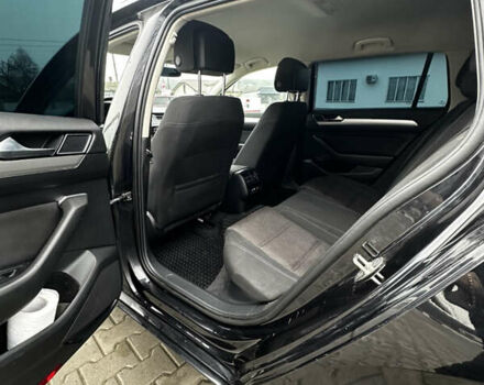 Черный Фольксваген Пассат, объемом двигателя 1.97 л и пробегом 258 тыс. км за 14300 $, фото 6 на Automoto.ua