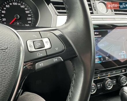 Черный Фольксваген Пассат, объемом двигателя 1.6 л и пробегом 247 тыс. км за 15500 $, фото 45 на Automoto.ua