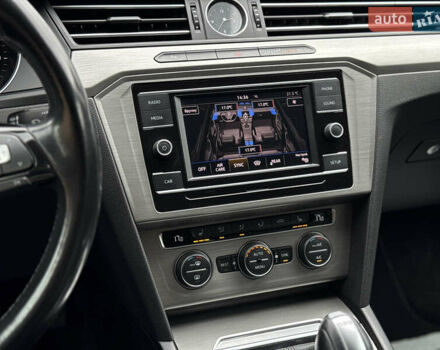 Черный Фольксваген Пассат, объемом двигателя 2 л и пробегом 170 тыс. км за 17500 $, фото 29 на Automoto.ua