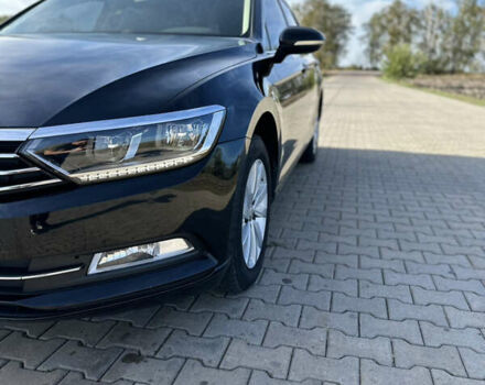 Черный Фольксваген Пассат, объемом двигателя 1.6 л и пробегом 222 тыс. км за 14200 $, фото 4 на Automoto.ua