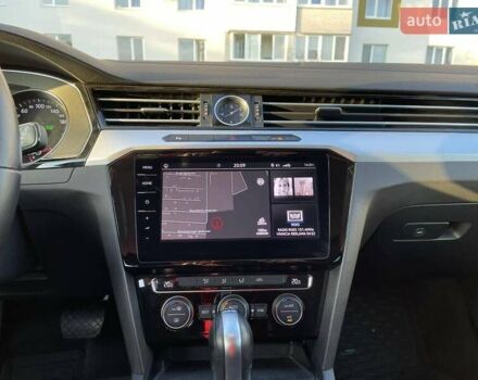 Черный Фольксваген Пассат, объемом двигателя 1.6 л и пробегом 246 тыс. км за 12900 $, фото 17 на Automoto.ua