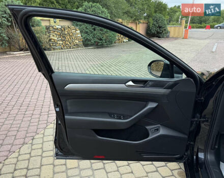 Черный Фольксваген Пассат, объемом двигателя 2 л и пробегом 170 тыс. км за 17500 $, фото 18 на Automoto.ua