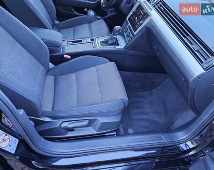 Чорний Фольксваген Пассат, об'ємом двигуна 2 л та пробігом 330 тис. км за 14800 $, фото 20 на Automoto.ua