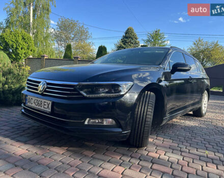 Черный Фольксваген Пассат, объемом двигателя 2 л и пробегом 370 тыс. км за 16700 $, фото 2 на Automoto.ua