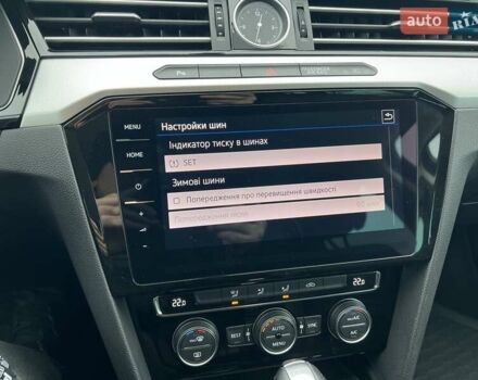 Черный Фольксваген Пассат, объемом двигателя 1.6 л и пробегом 247 тыс. км за 15500 $, фото 36 на Automoto.ua