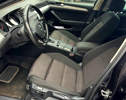 Черный Фольксваген Пассат, объемом двигателя 2 л и пробегом 380 тыс. км за 12500 $, фото 11 на Automoto.ua