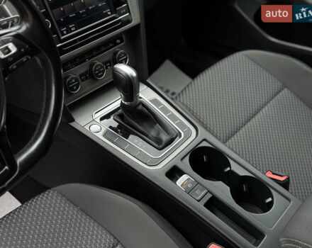 Черный Фольксваген Пассат, объемом двигателя 2 л и пробегом 170 тыс. км за 17500 $, фото 27 на Automoto.ua