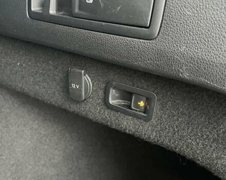 Черный Фольксваген Пассат, объемом двигателя 1.97 л и пробегом 271 тыс. км за 14500 $, фото 9 на Automoto.ua