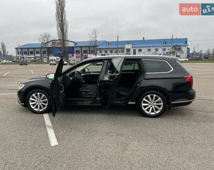 Черный Фольксваген Пассат, объемом двигателя 1.6 л и пробегом 247 тыс. км за 15500 $, фото 14 на Automoto.ua