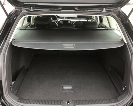 Черный Фольксваген Пассат, объемом двигателя 1.97 л и пробегом 206 тыс. км за 17700 $, фото 24 на Automoto.ua