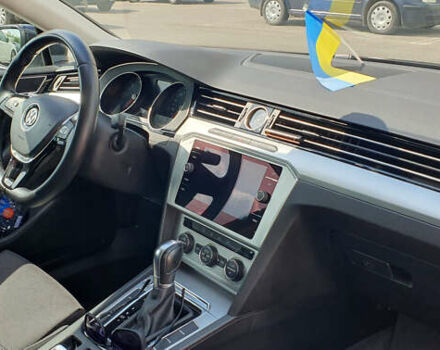 Чорний Фольксваген Пассат, об'ємом двигуна 1.97 л та пробігом 243 тис. км за 17500 $, фото 11 на Automoto.ua