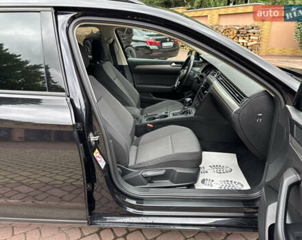 Черный Фольксваген Пассат, объемом двигателя 2 л и пробегом 170 тыс. км за 17500 $, фото 41 на Automoto.ua