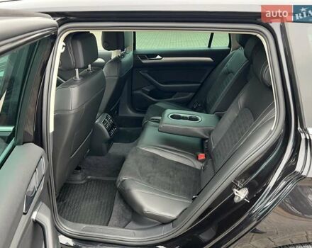 Черный Фольксваген Пассат, объемом двигателя 1.6 л и пробегом 247 тыс. км за 15500 $, фото 54 на Automoto.ua