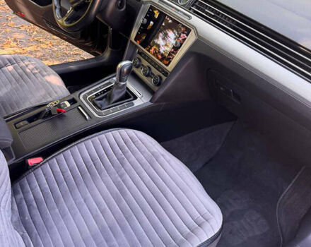 Чорний Фольксваген Пассат, об'ємом двигуна 2 л та пробігом 320 тис. км за 14650 $, фото 12 на Automoto.ua