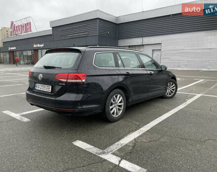 Черный Фольксваген Пассат, объемом двигателя 1.97 л и пробегом 318 тыс. км за 15500 $, фото 4 на Automoto.ua