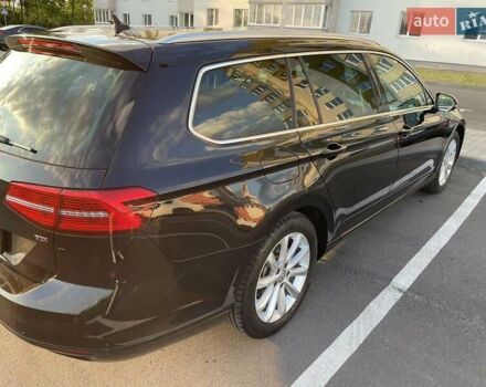 Черный Фольксваген Пассат, объемом двигателя 1.6 л и пробегом 246 тыс. км за 12900 $, фото 1 на Automoto.ua